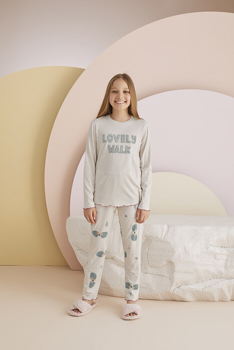 ZEYZEY - 8467 Kız Çocuk Nakışlı Pijama Takım