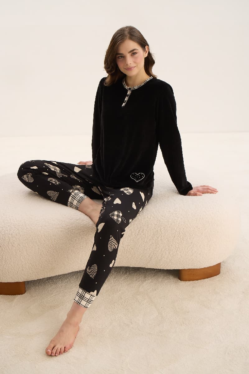 16137 Kadın Nakışlı Pijama Takım