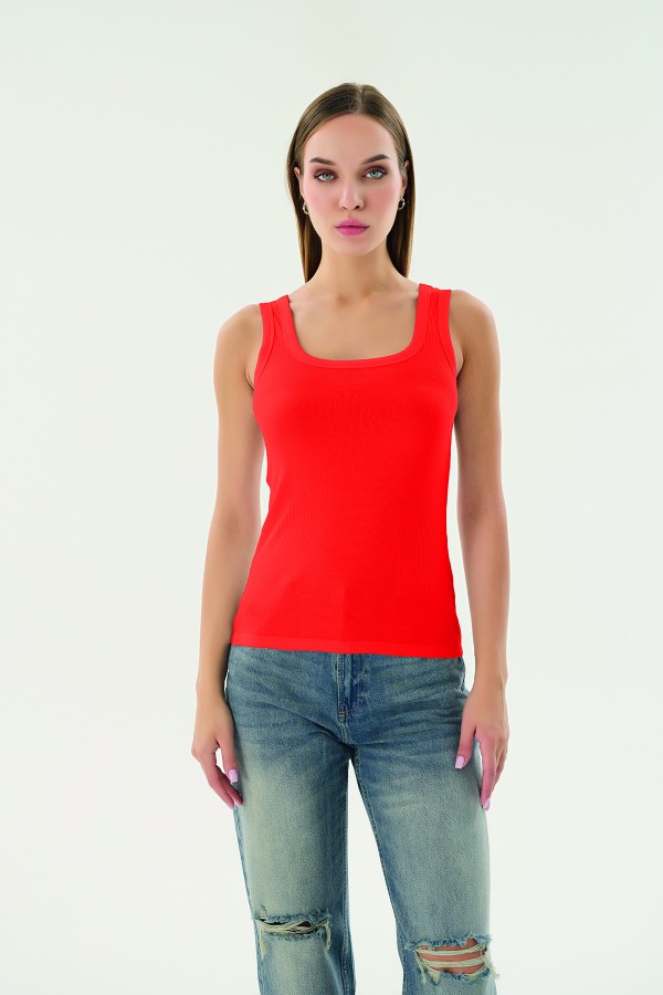 16157 KADIN FİTİLLİ KARE YAKA KOLSUZ T-SHIRT-KIRMIZI
