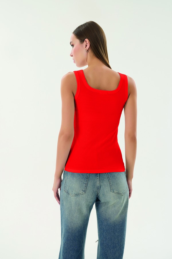 16157 KADIN FİTİLLİ KARE YAKA KOLSUZ T-SHIRT-KIRMIZI