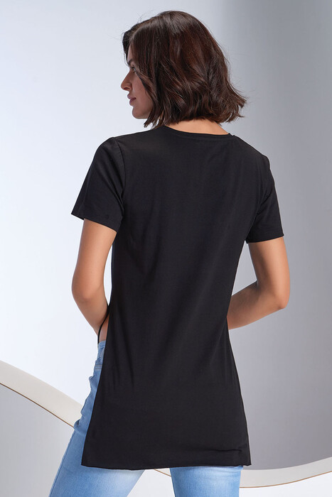 SEVİM - 12402-1 Kadın V Yaka Yırtmaçlı T-Shirt (1)